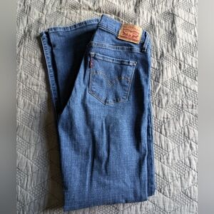 Levis 314 Shaping Straight Jeans